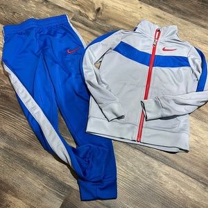 Boy’s Nike track suit. Size 7